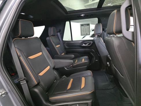 Used 2022 GMC Yukon AT4 AWD/4WD image 14