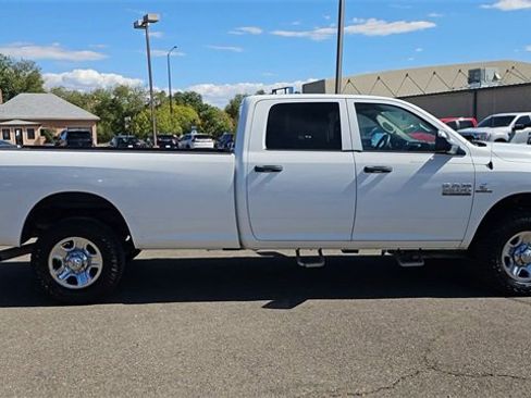 Used 2016 RAM 3500 Tradesman w/ Chrome Appearance Group image 9