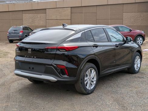 New 2025 Buick Envista Preferred w/ Convenience I Package image 2