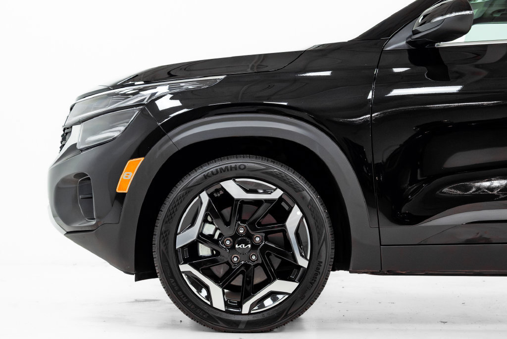 Used 2025 Kia Seltos SX w/ SX Sunroof Package AWD/4WD image 30