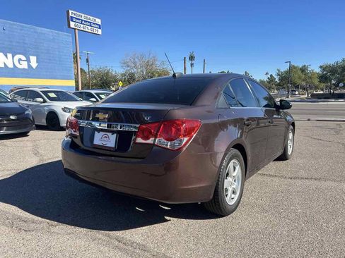 Used 2015 Chevrolet Cruze LT image 4