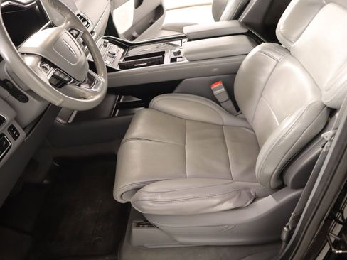 Used 2020 Lincoln Navigator Reserve w/ Luxury Package image 12