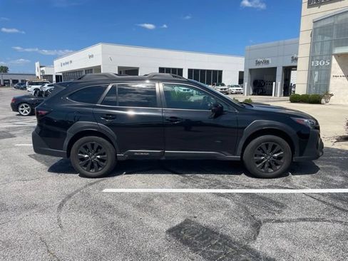 Certified 2024 Subaru Outback Onyx Edition AWD/4WD image 2