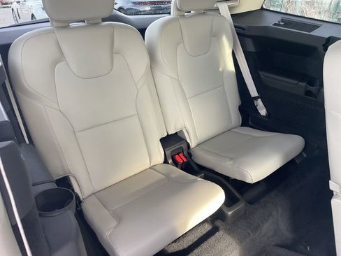 Certified 2023 Volvo XC90 B6 Plus w/ Protection Package Premier image 19