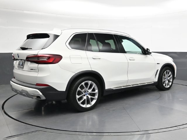 Used 2023 BMW X5 xDrive45e AWD/4WD image 4