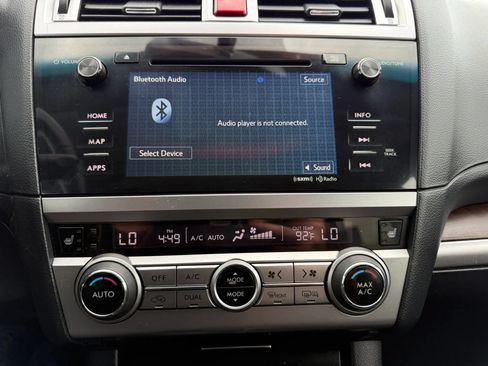 Used 2016 Subaru Outback 2.5i Limited AWD/4WD image 12