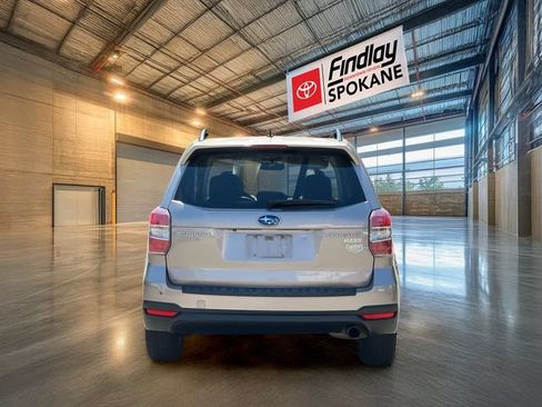 Used 2014 Subaru Forester 2.5i Limited w/ Popular Package #2 AWD/4WD image 5