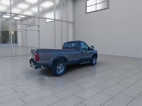 Used 2009 Ford F250 XLT image 9