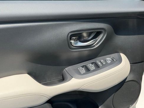 New 2026 Honda HR-V EX-L image 12