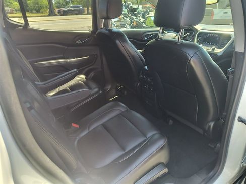 Used 2018 GMC Acadia SLT FWD image 25