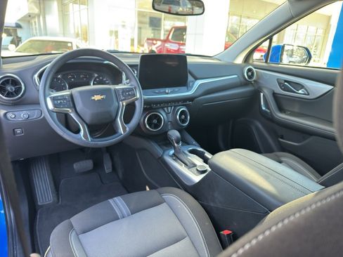 Used 2024 Chevrolet Blazer LT w/ Convenience Package image 19