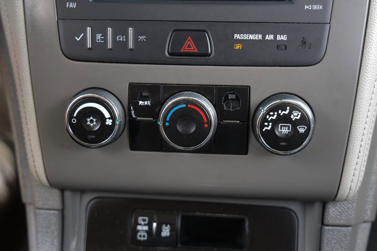 Used 2017 Chevrolet Traverse LS FWD image 32