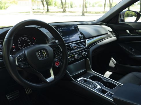 Certified 2022 Honda Accord Sport image 16