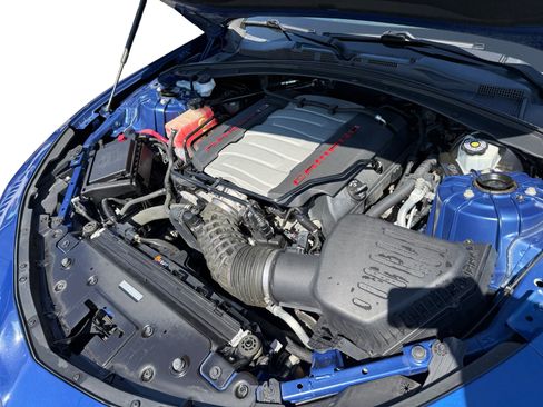 Used 2019 Chevrolet Camaro SS RWD image 13