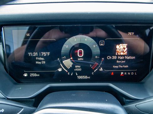 Used 2025 GMC Acadia Elevation FWD image 19