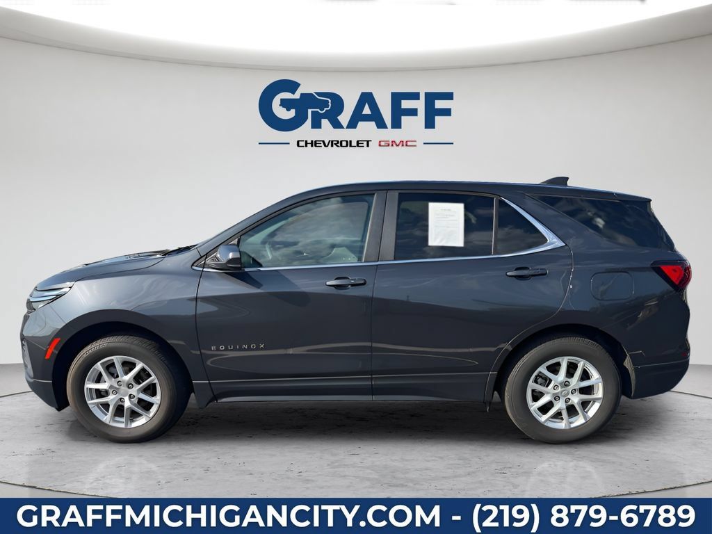 Used 2023 Chevrolet Equinox LT w/ Driver Convenience Package AWD/4WD image 2
