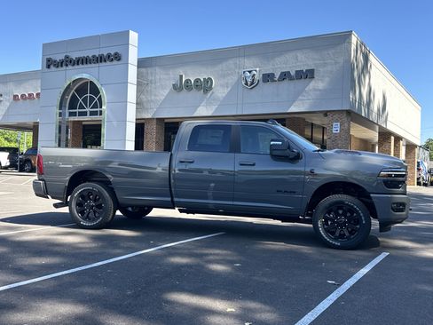 New 2026 RAM 2500 Laramie AWD/4WD image 20