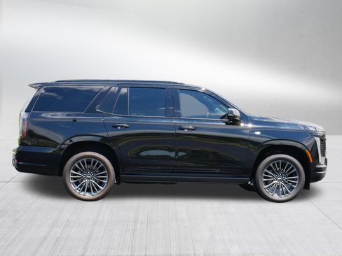 Used 2026 Cadillac Escalade Platinum Sport AWD/4WD image 6