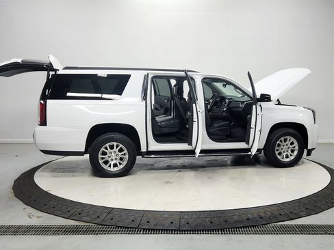 Used 2019 GMC Yukon XL SLT w/ Open Road Package image 16
