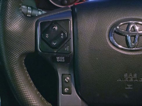 Used 2021 Toyota Tacoma SR5 image 22