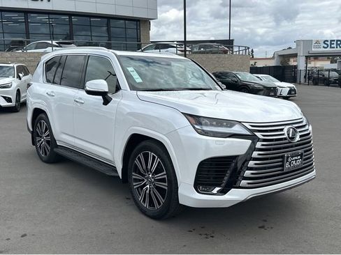 New 2026 Lexus LX 600 4WD w/ Luxury Package image 2