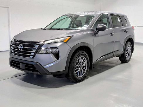 Used 2024 Nissan Rogue S AWD/4WD image 1