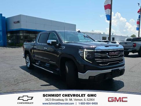 Used 2022 GMC Sierra 1500 SLT w/ SLT Premium Package AWD/4WD image 3