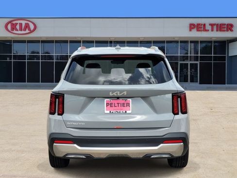 New 2026 Kia Sorento S FWD image 4