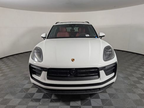 New 2026 Porsche Macan AWD/4WD image 10