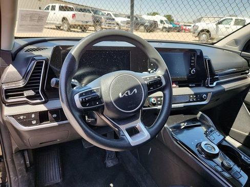 Used 2023 Kia Sportage LX AWD/4WD image 13