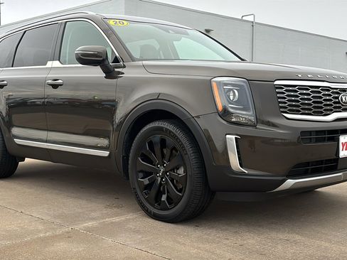 Used 2020 Kia Telluride S image 1