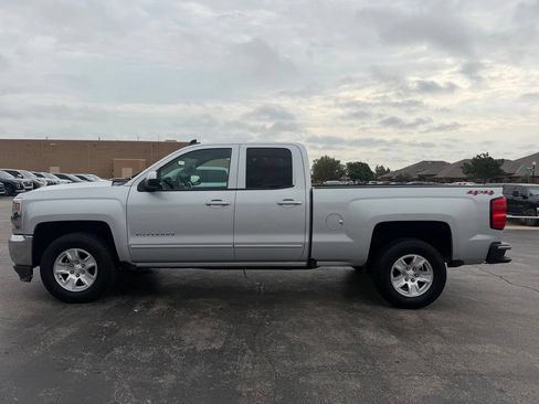 Used 2018 Chevrolet Silverado 1500 LT w/ All Star Edition AWD/4WD image 10