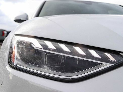 Used 2024 Audi A4 2.0T Premium image 9