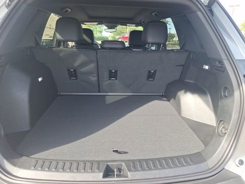 New 2026 Chevrolet Equinox ACTIV w/ Convenience Package III image 11