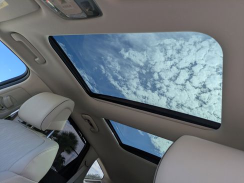 Used 2021 Genesis GV80 2.5T w/ Prestige Package 05 image 23