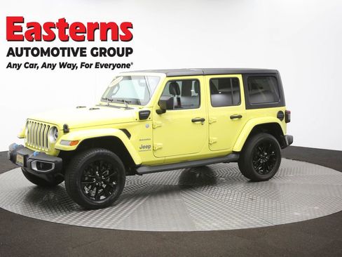 Used 2023 Jeep Wrangler Unlimited Sahara w/ Cold Weather Group image 60