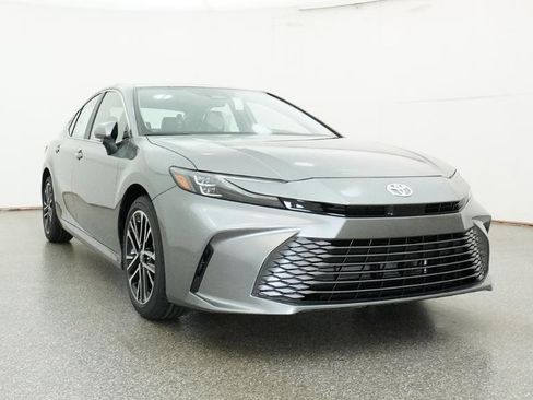 New 2026 Toyota Camry XLE FWD image 18