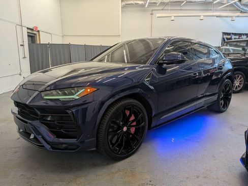 Used 2020 Lamborghini Urus AWD/4WD image 8
