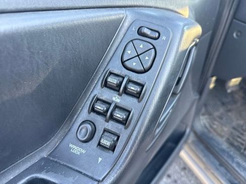Used 2002 Jeep Grand Cherokee Laredo image 16