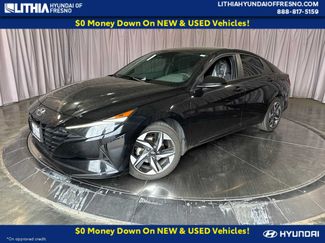 Used 2023 Hyundai Elantra SEL w/ Convenience Package FWD video 1