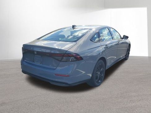 New 2025 Honda Accord SE image 13