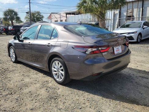 Used 2023 Toyota Camry LE image 4