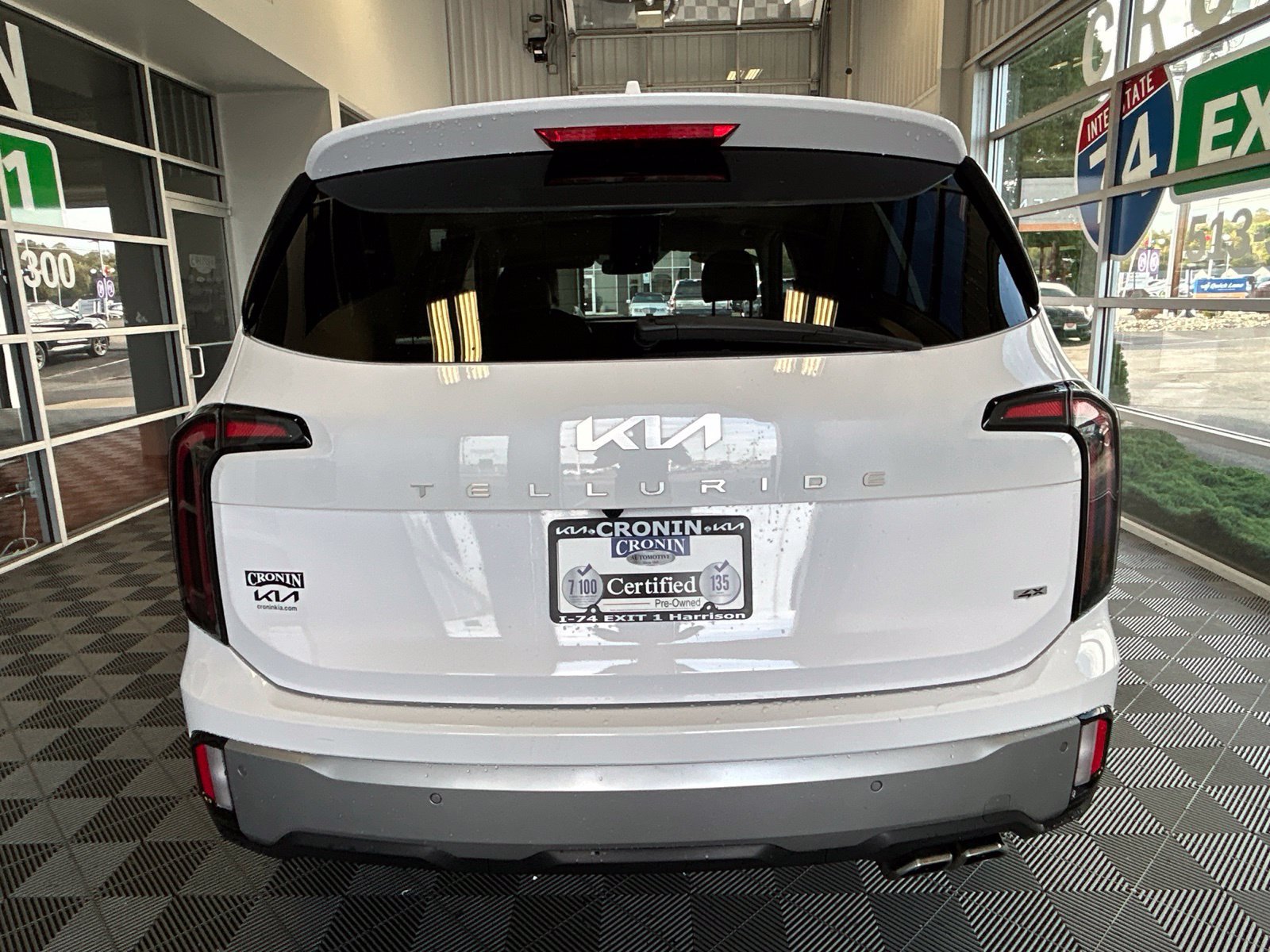Used 2023 Kia Telluride SX AWD/4WD image 5