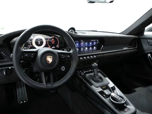 Used 2026 Porsche 911 GT3 RWD image 13