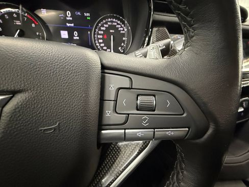 Used 2023 Cadillac XT6 Sport image 18