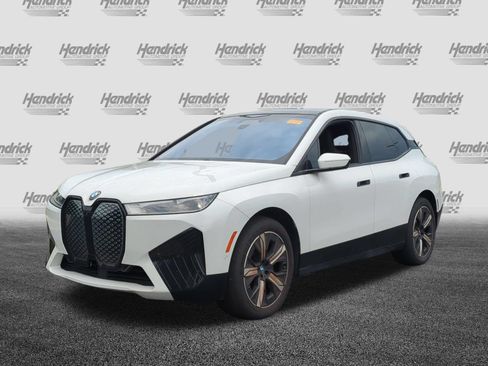 Certified 2024 BMW iX xDrive50 w/ Premium Package AWD/4WD image 5