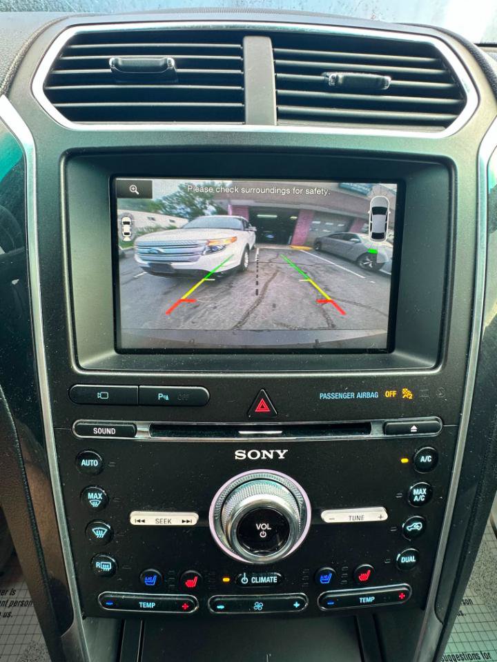 Used 2016 Ford Explorer Sport w/ Equipment Group 401A AWD/4WD image 37