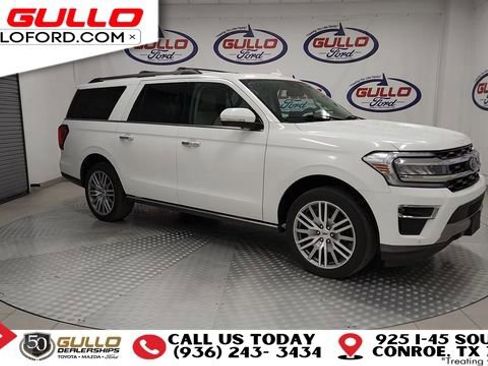 Used 2022 Ford Expedition Max Limited image 2