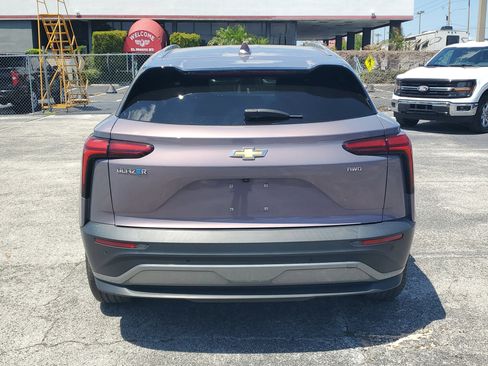 Used 2024 Chevrolet Blazer EV LT image 5
