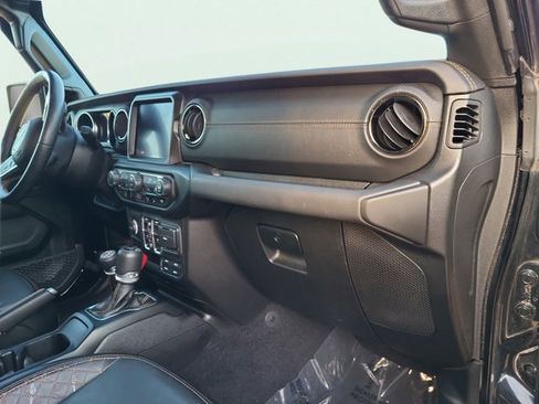 Certified 2021 Jeep Wrangler Unlimited Sahara image 23